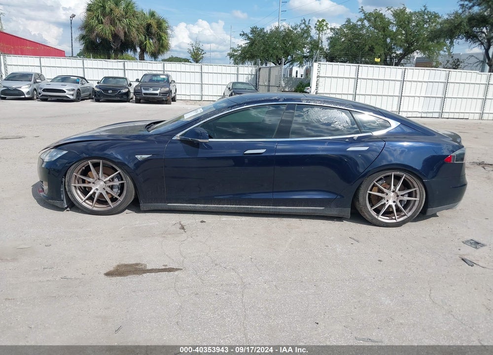2014 TESLA MODEL S P85 VIN: 5YJSA1H19EFP56783