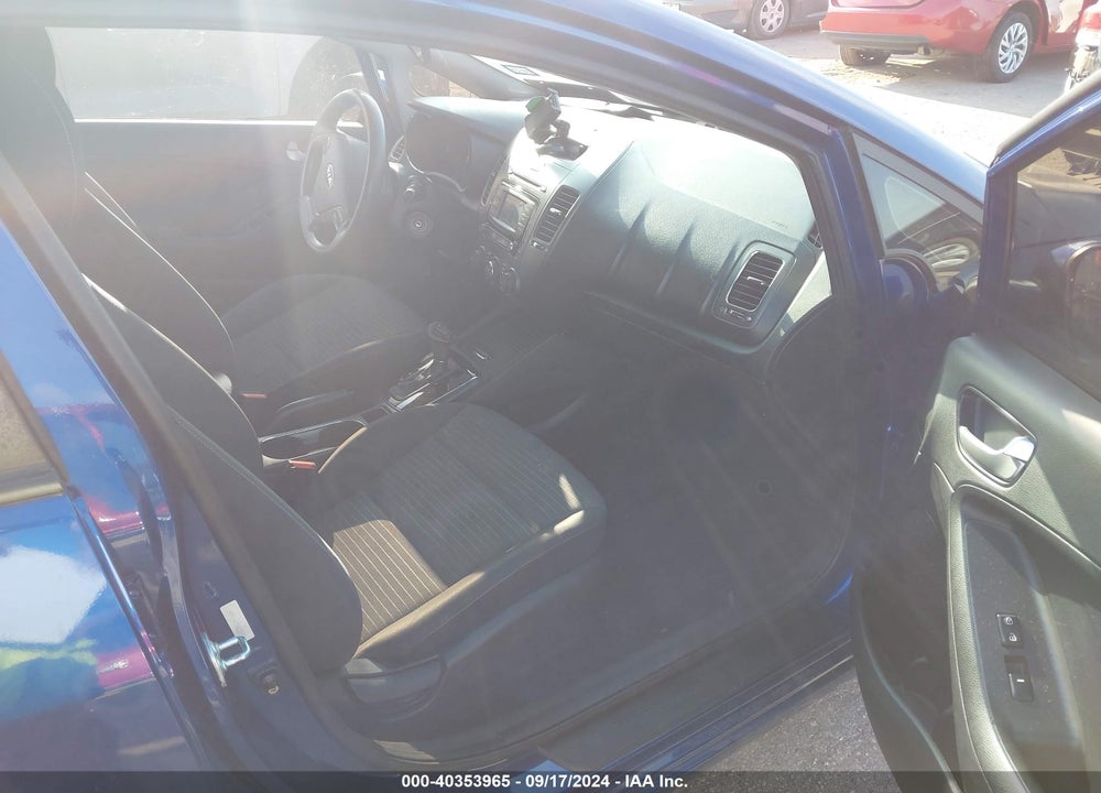 2017 KIA FORTE VIN: 3KPFL4A77HE129876