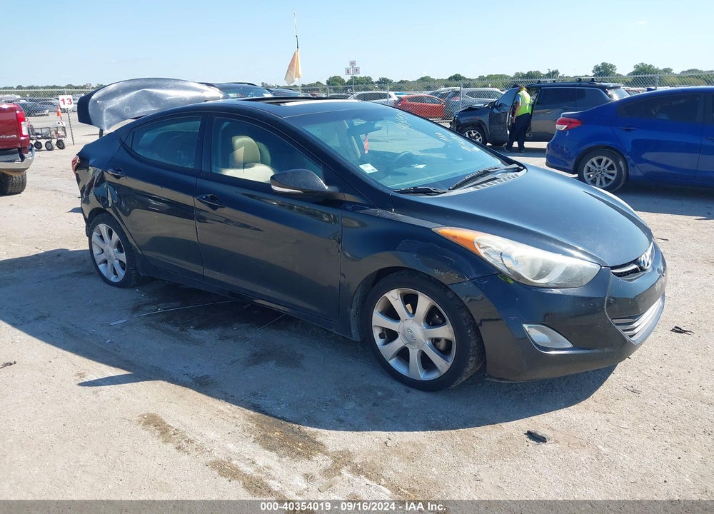 2013 HYUNDAI ELANTRA LIMITED VIN: 5NPDH4AE5DH232226