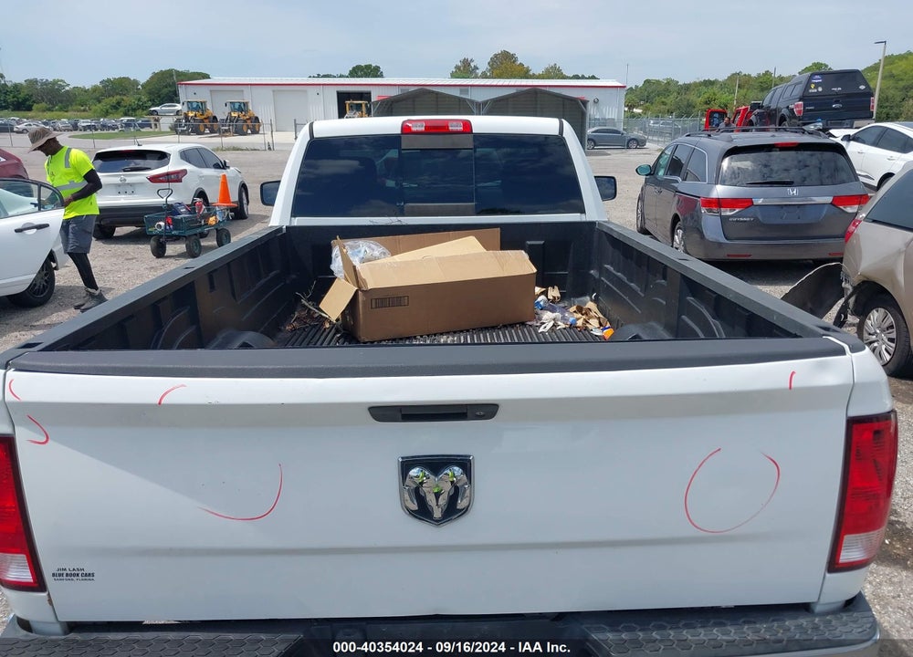 2015 RAM 1500 VIN: 3C6JR6DT8FG591692