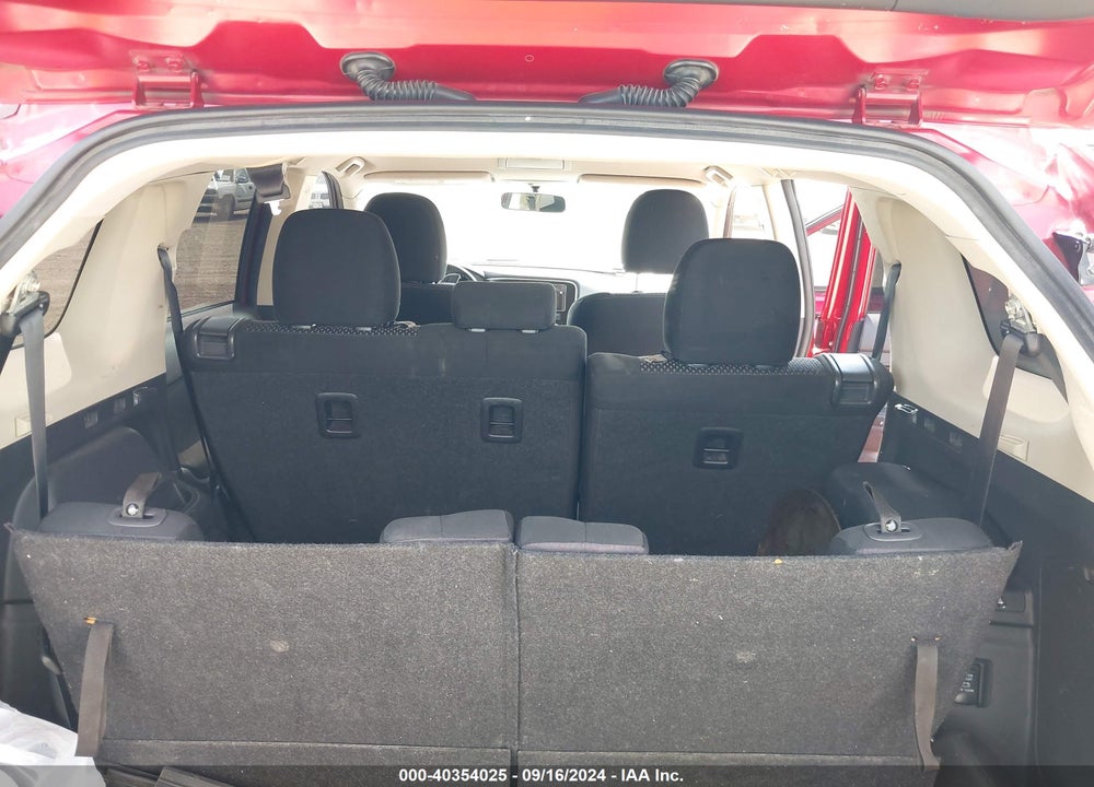 2018 MITSUBISHI OUTLANDER SE VIN: JA4AD3A3XJZ051709