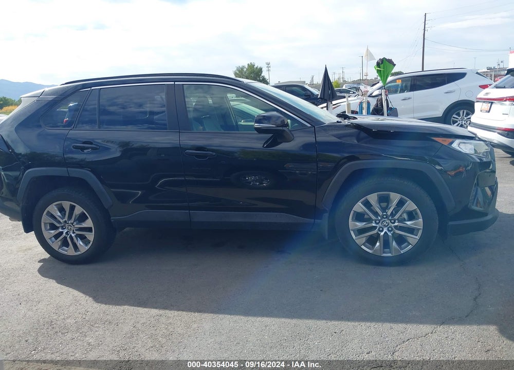 2020 TOYOTA RAV4 XLE PREMIUM VIN: JTMA1RFV0LJ027951