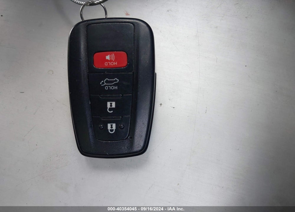 2020 TOYOTA RAV4 XLE PREMIUM VIN: JTMA1RFV0LJ027951