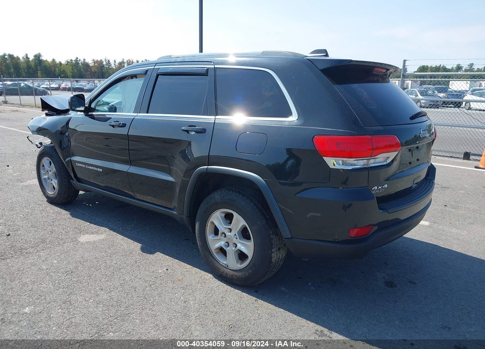 2015 JEEP GRAND CHEROKEE LAREDO VIN: 1C4RJFAG1FC660638