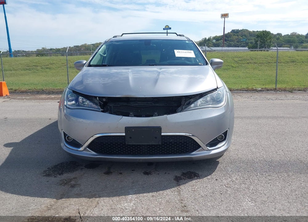 2017 CHRYSLER PACIFICA TOURING L VIN: 2C4RC1BG4HR826799