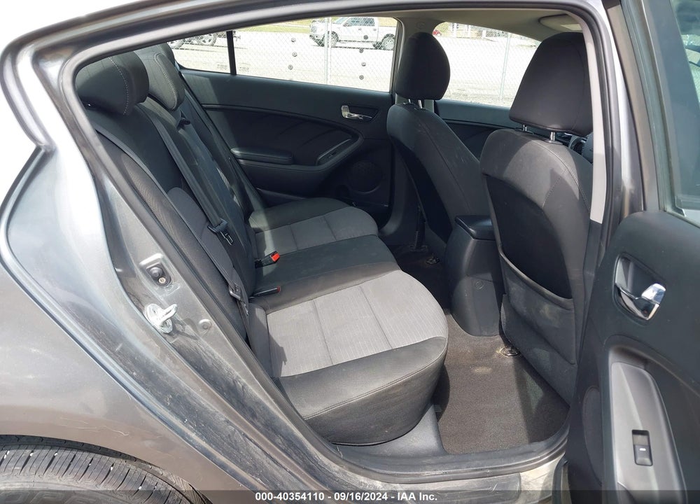2016 KIA FORTE LX VIN: KNAFX4A69G5541705