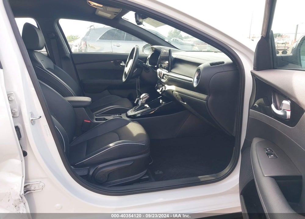 2023 KIA FORTE GT LINE VIN: 3KPF54AD2PE662653