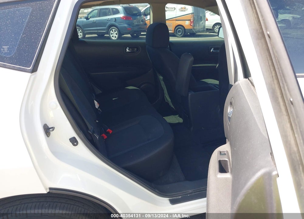 2015 NISSAN ROGUE SELECT S VIN: JN8AS5MT3FW654288