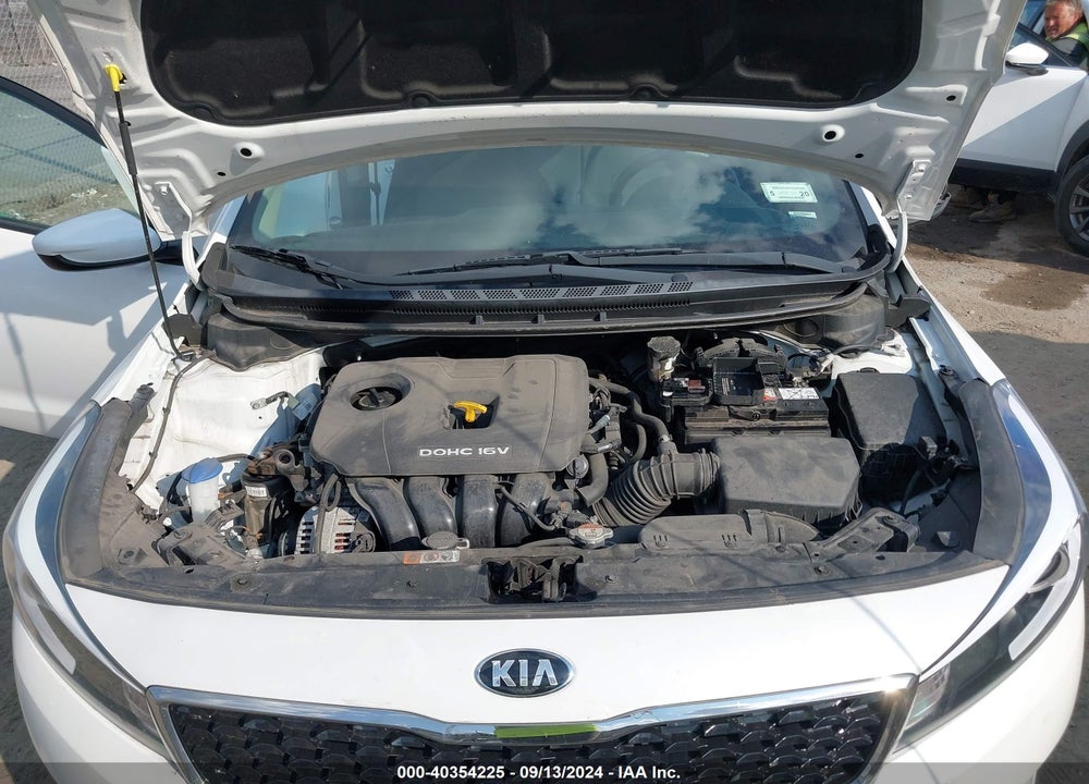 2018 KIA FORTE LX VIN: 3KPFL4A72JE230331