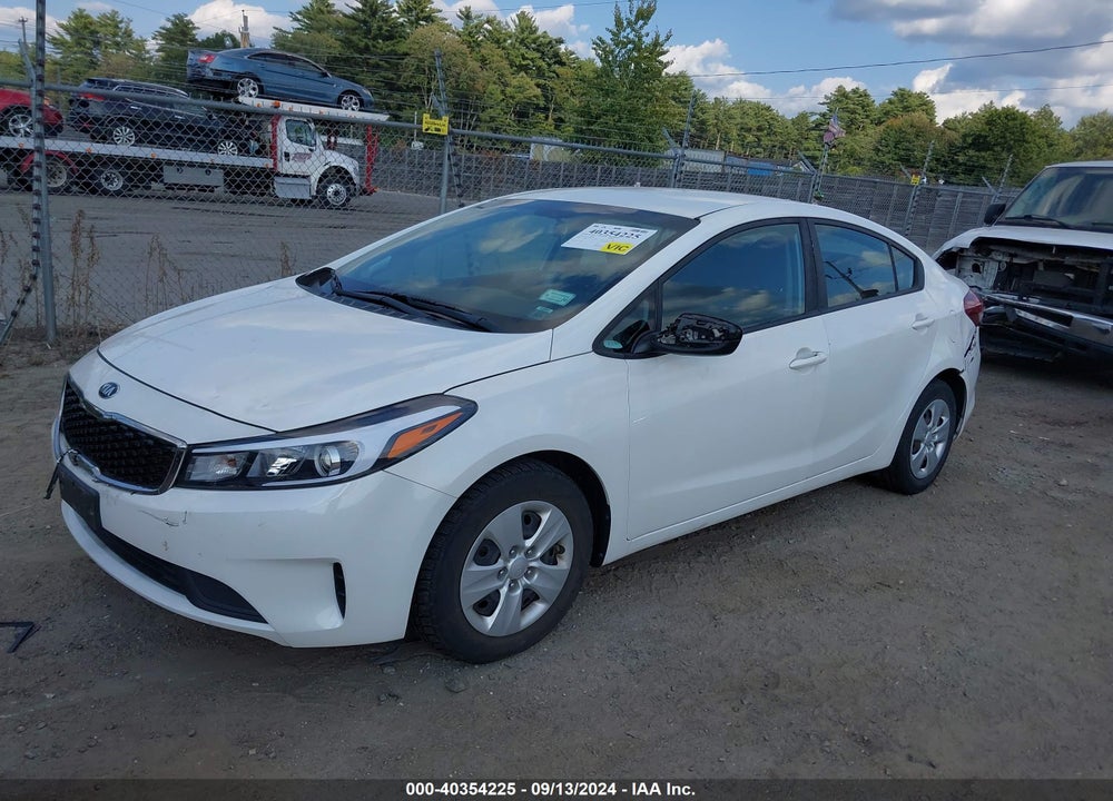 2018 KIA FORTE LX VIN: 3KPFL4A72JE230331
