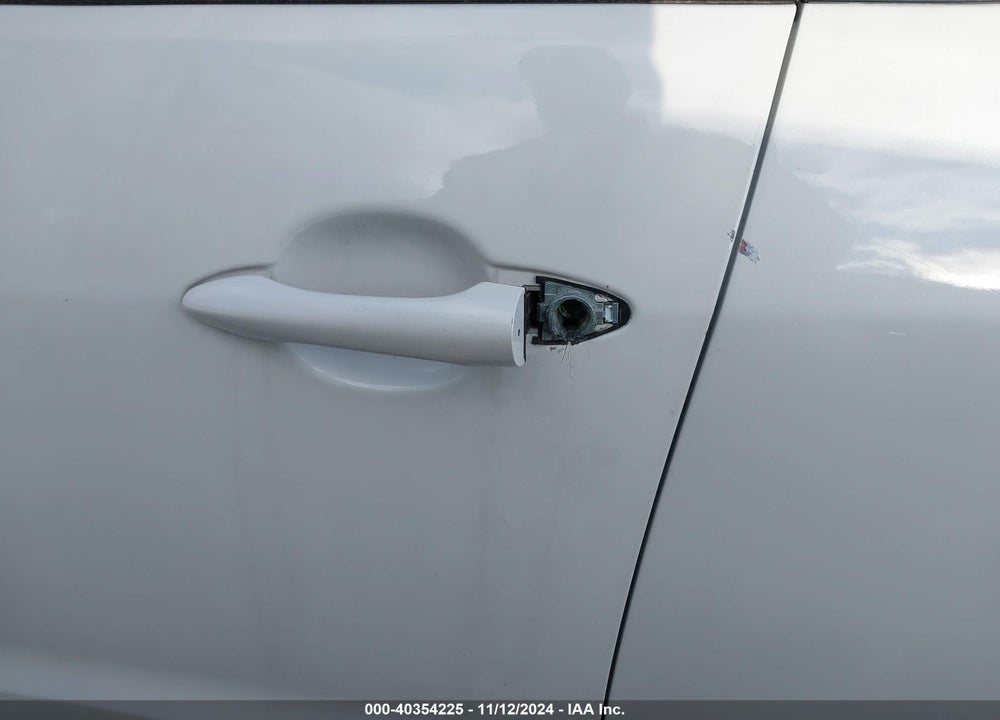 2018 KIA FORTE LX VIN: 3KPFL4A72JE230331