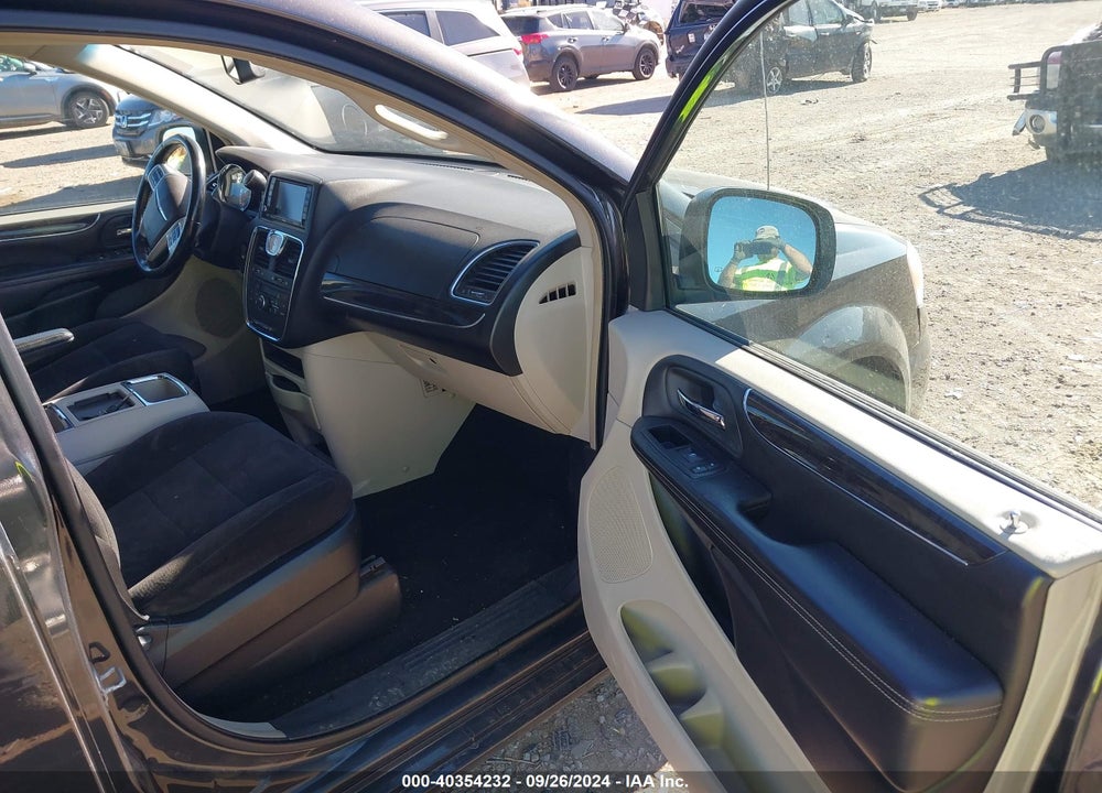 2011 CHRYSLER TOWN & COUNTRY TOURING VIN: 2A4RR5DG7BR623605