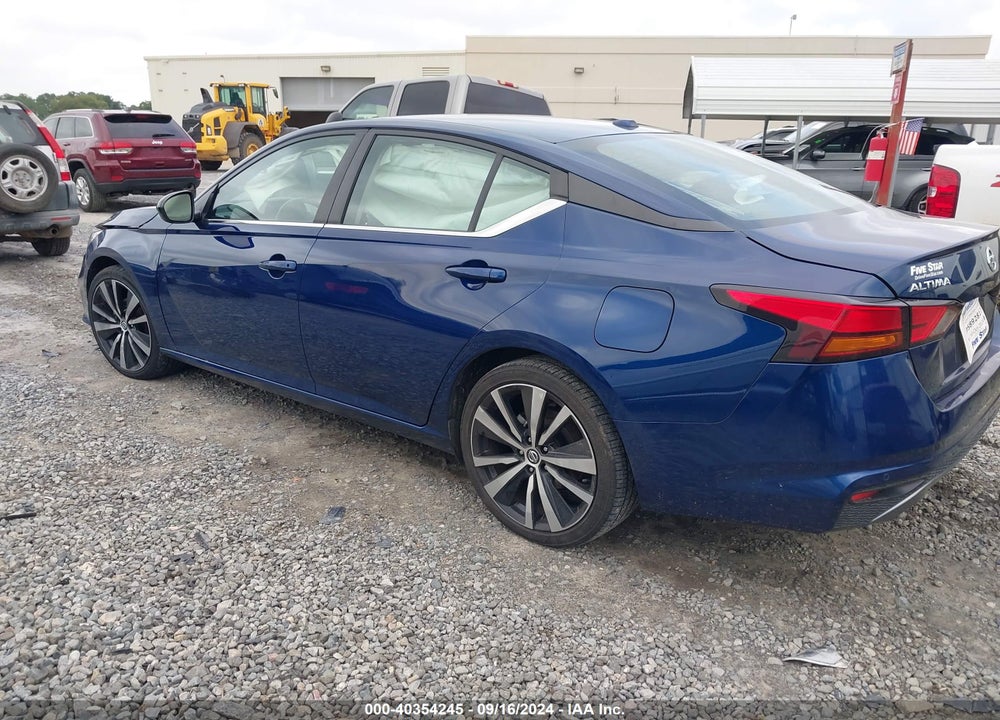 2022 NISSAN ALTIMA SR FWD VIN: 1N4BL4CV4NN331839