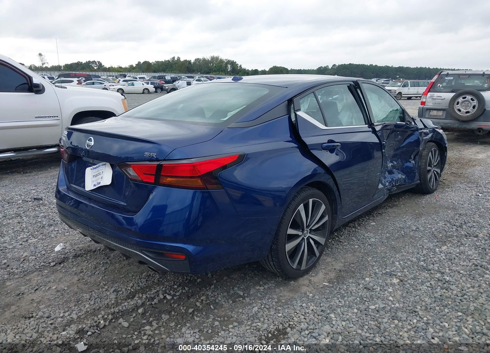 2022 NISSAN ALTIMA SR FWD VIN: 1N4BL4CV4NN331839