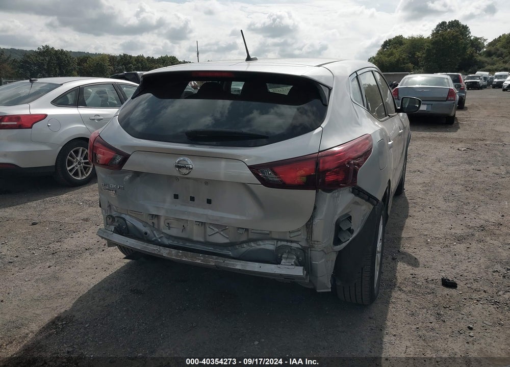 2017 NISSAN ROGUE SPORT S VIN: JN1BJ1CPXHW019087