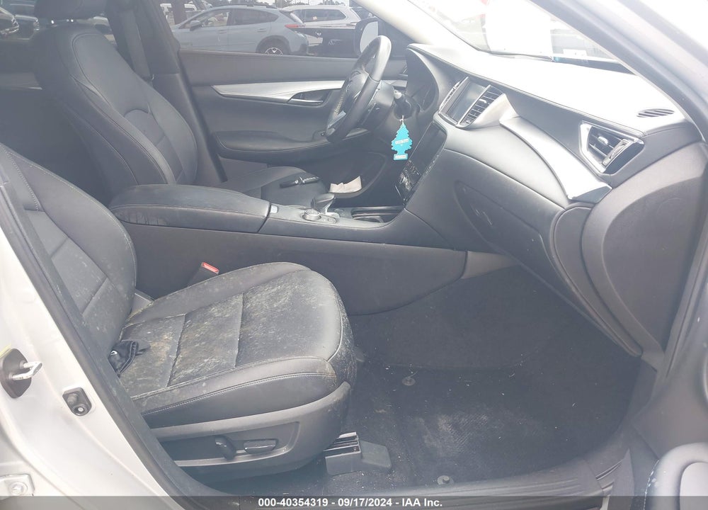 2019 INFINITI QX50 LUXE VIN: 3PCAJ5M17KF138415