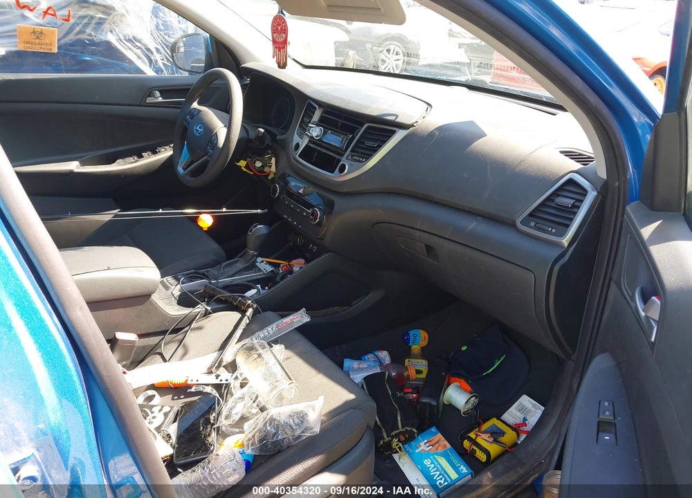 2017 HYUNDAI TUCSON SE VIN: KM8J3CA46HU414060