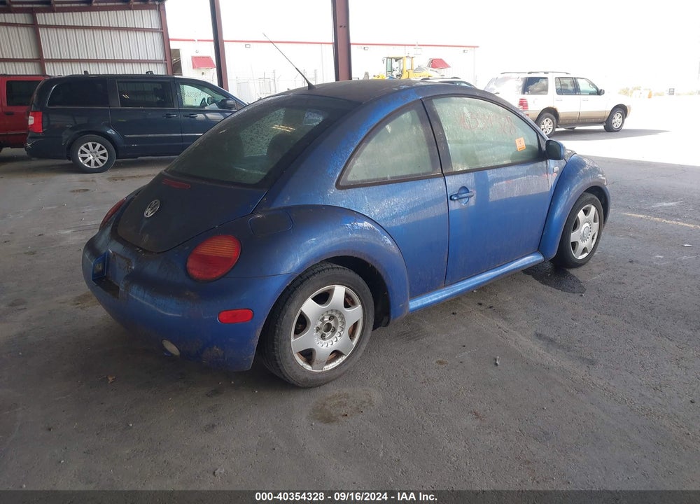 2001 VOLKSWAGEN NEW BEETLE GLS VIN: 3VWCB21C01M461626