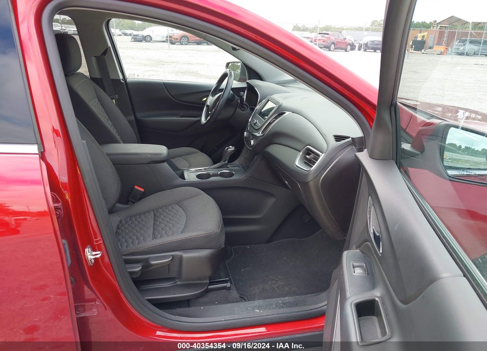2019 CHEVROLET EQUINOX LT VIN: 3GNAXUEV2KS590149