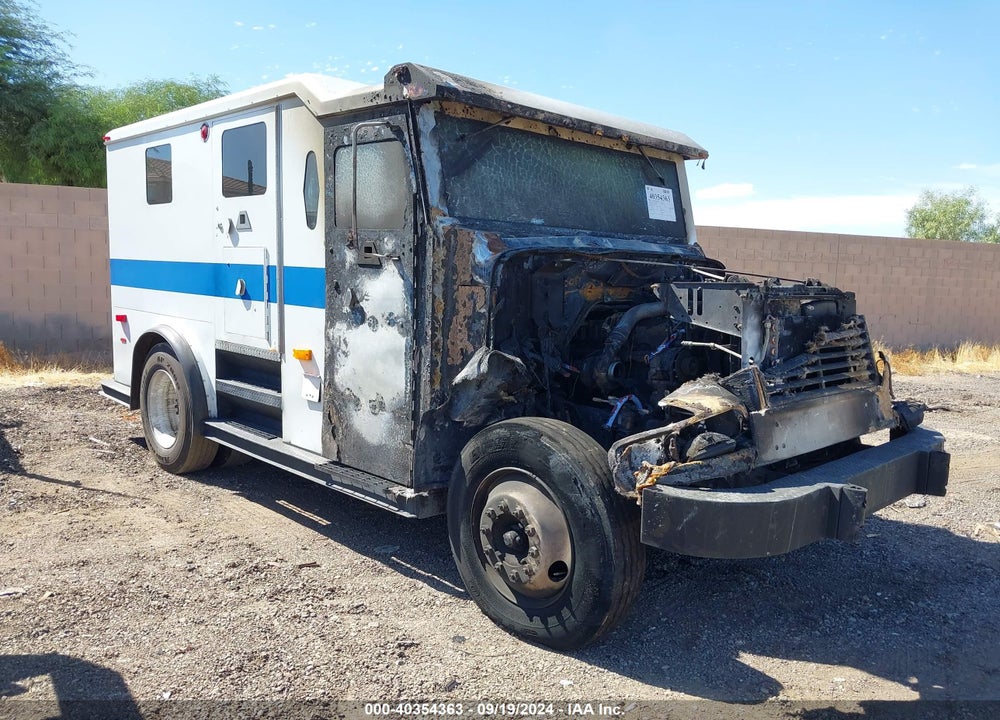 2002 INTERNATIONAL 4000 4700 VIN: 1HTSCAAMX2H551731