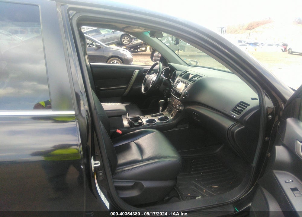 2013 TOYOTA HIGHLANDER SE V6 VIN: 5TDBK3EH4DS231487