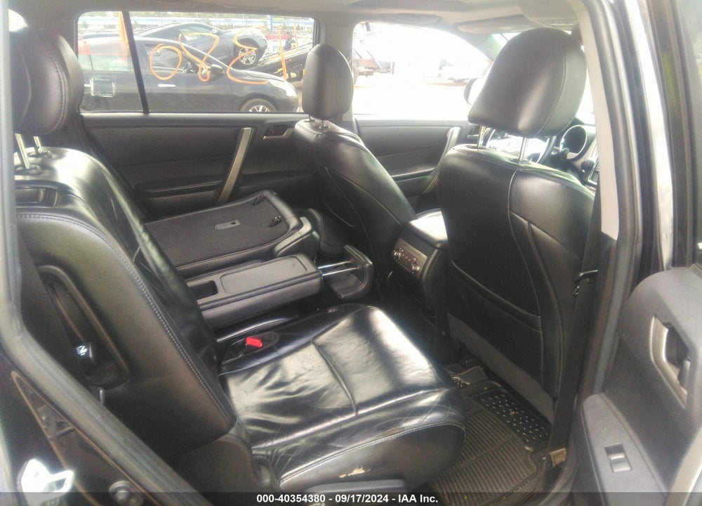 2013 TOYOTA HIGHLANDER SE V6 VIN: 5TDBK3EH4DS231487