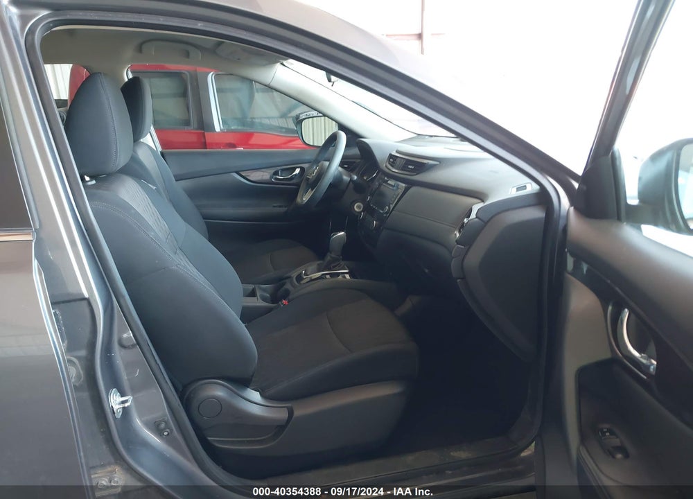 2018 NISSAN ROGUE S VIN: 5N1AT2MT8JC769384