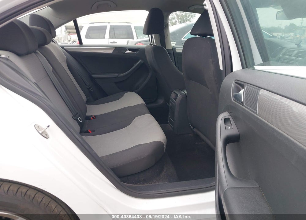 2017 VOLKSWAGEN JETTA 1.4T S VIN: 3VW2B7AJ3HM379813