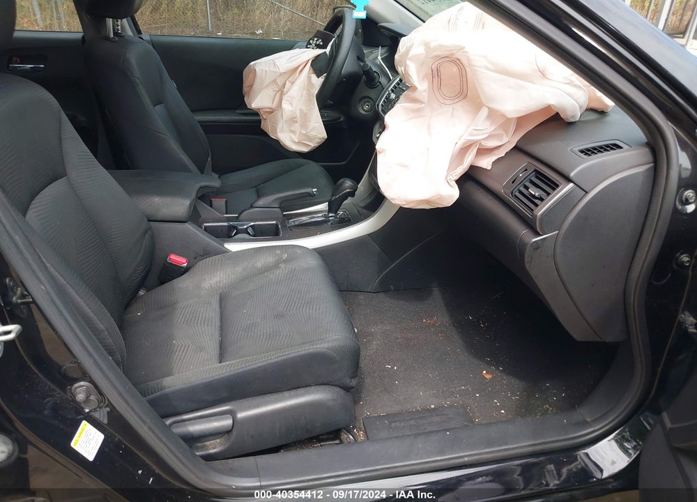 2014 HONDA ACCORD LX VIN: 1HGCR2F31EA288307