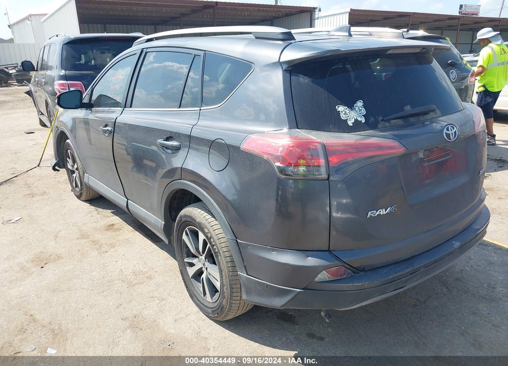 2018 TOYOTA RAV4 XLE VIN: 2T3WFREV5JW507961