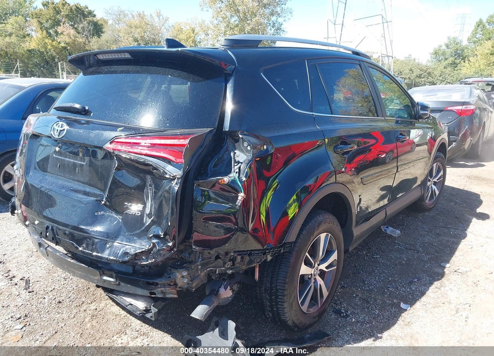 2017 TOYOTA RAV4 XLE VIN: 2T3RFREV9HW628287