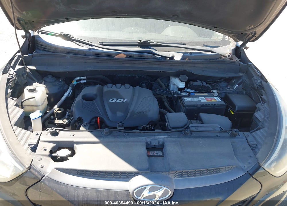 2015 HYUNDAI TUCSON SE VIN: KM8JU3AG9FU040810