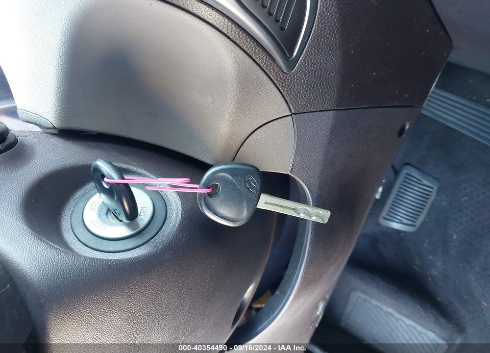 2015 HYUNDAI TUCSON SE VIN: KM8JU3AG9FU040810