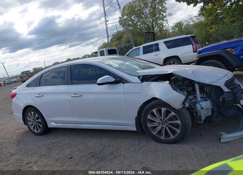 2015 HYUNDAI SONATA SPORT VIN: 5NPE34AF8FH193484