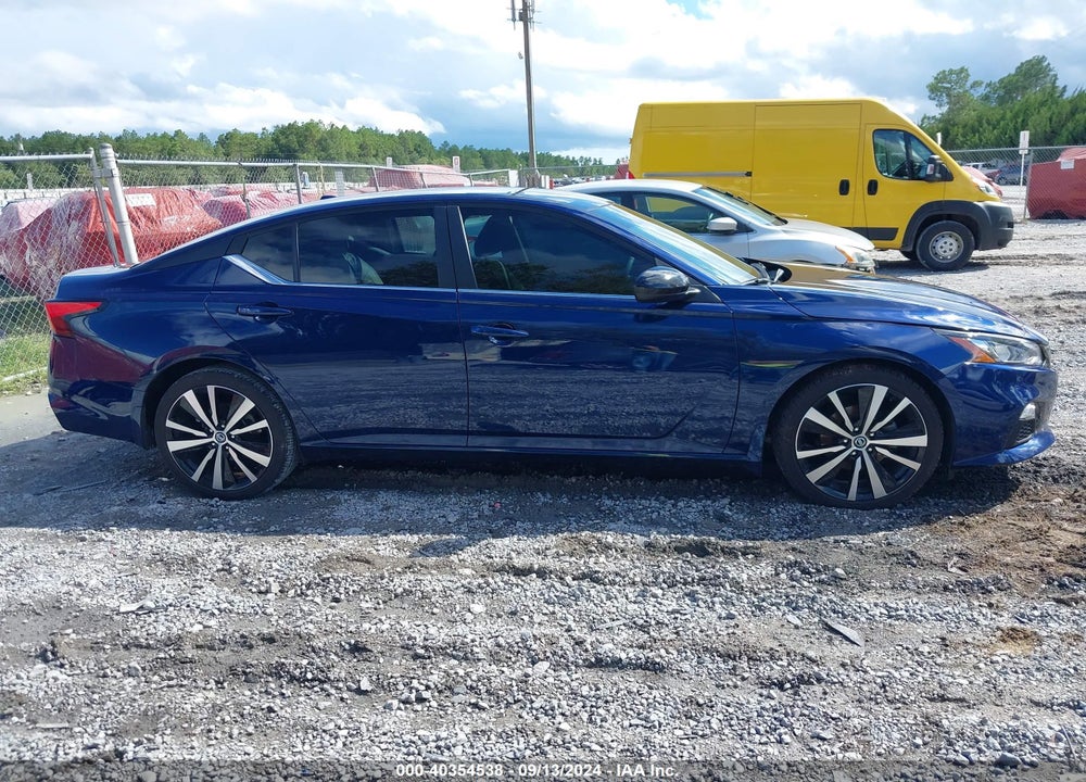 2022 NISSAN ALTIMA SR FWD VIN: 1N4BL4CV5NN369001