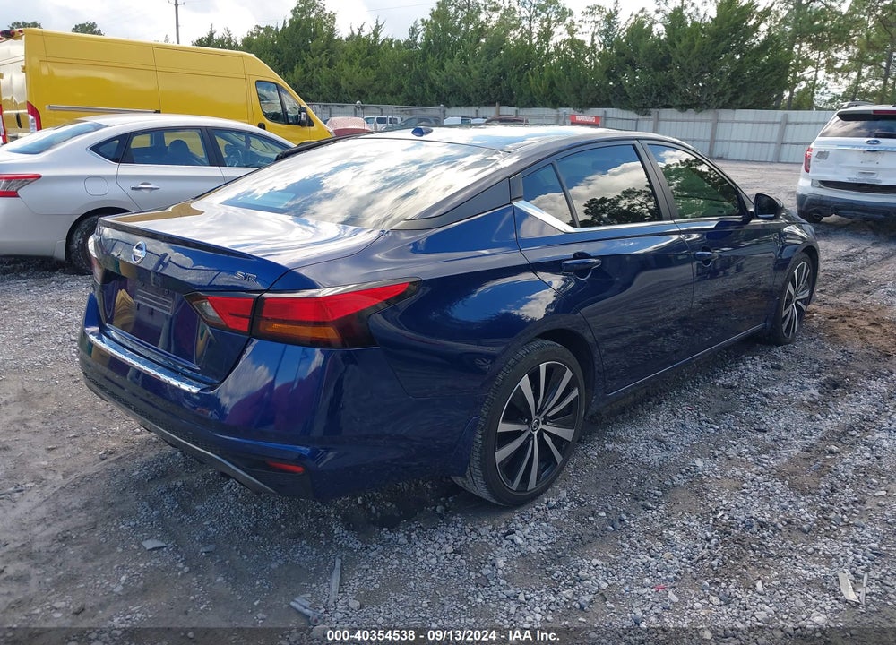 2022 NISSAN ALTIMA SR FWD VIN: 1N4BL4CV5NN369001