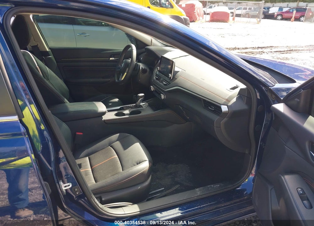2022 NISSAN ALTIMA SR FWD VIN: 1N4BL4CV5NN369001