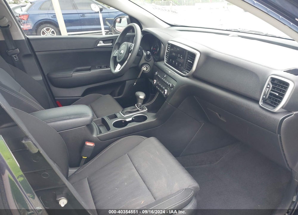 2020 KIA SPORTAGE LX VIN: KNDPM3AC4L7814984
