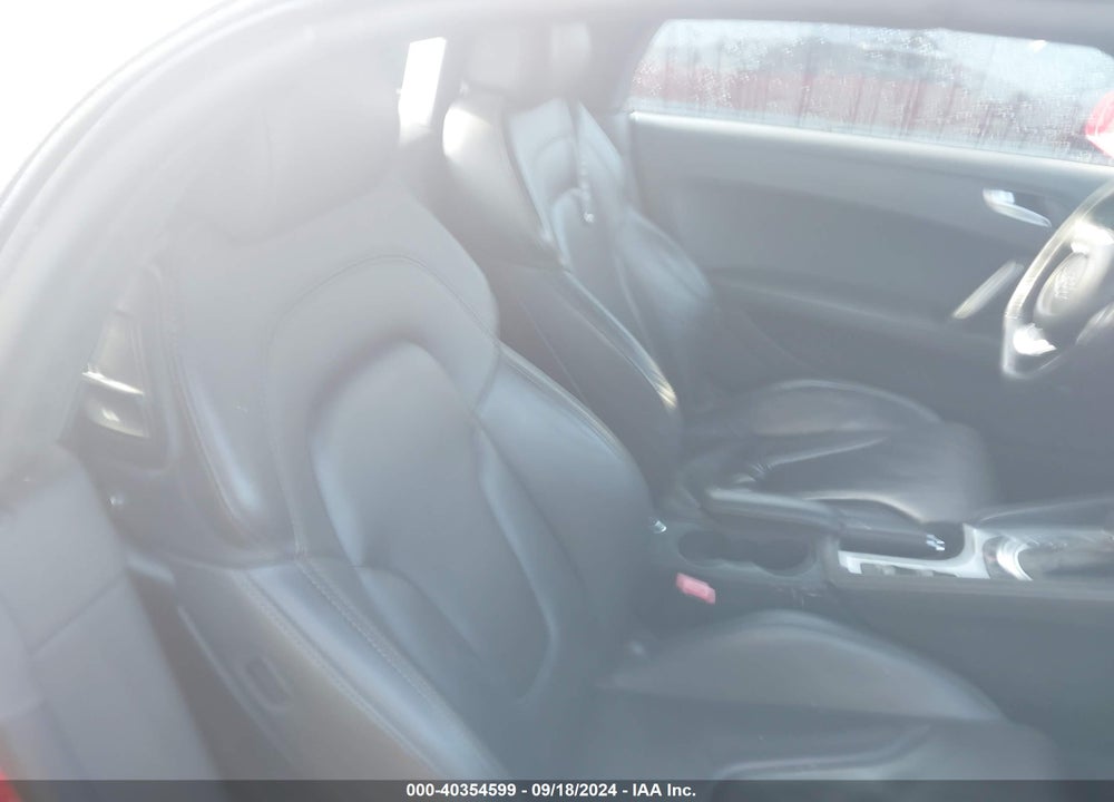 2009 AUDI TT 2.0T VIN: TRUYF38JX91006059
