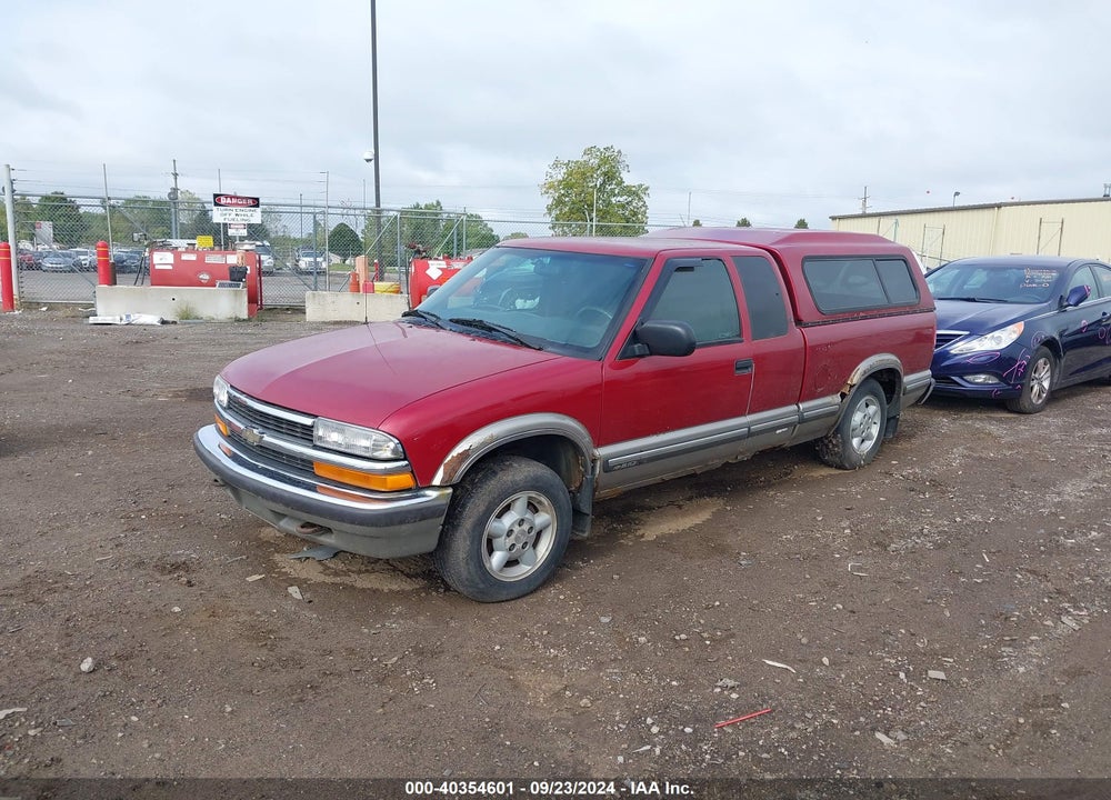 1999 CHEVROLET S-10 LS VIN: 1GCCT19X1X8196357
