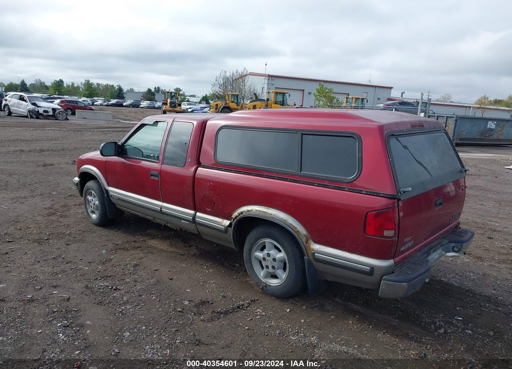 1999 CHEVROLET S-10 LS VIN: 1GCCT19X1X8196357