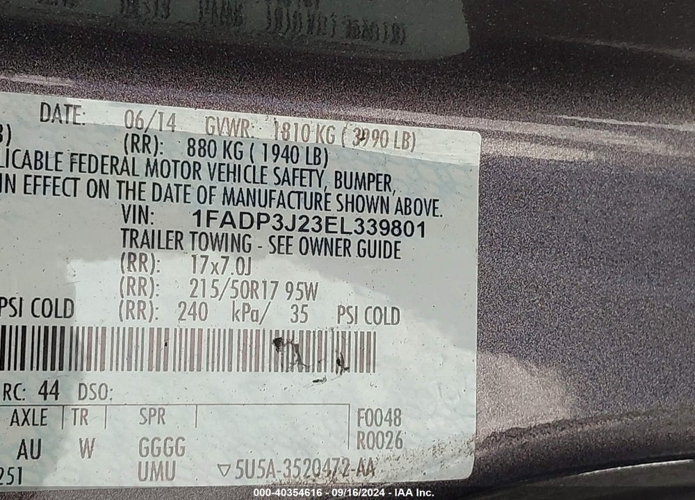 2014 FORD FOCUS TITANIUM VIN: 1FADP3J23EL339801