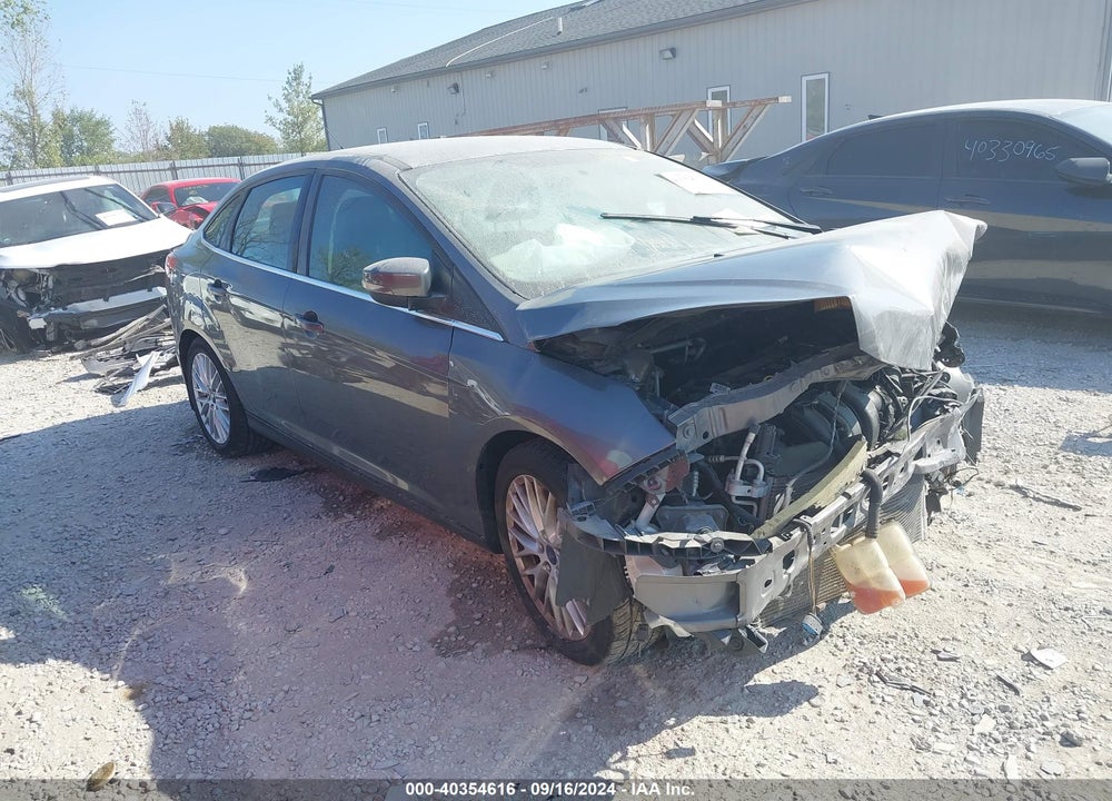 2014 FORD FOCUS TITANIUM VIN: 1FADP3J23EL339801
