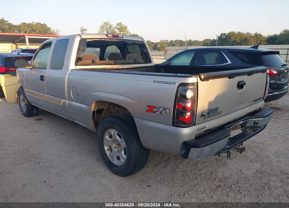 2004 CHEVROLET SILVERADO 1500 LS VIN: 2GCEK19T341177929