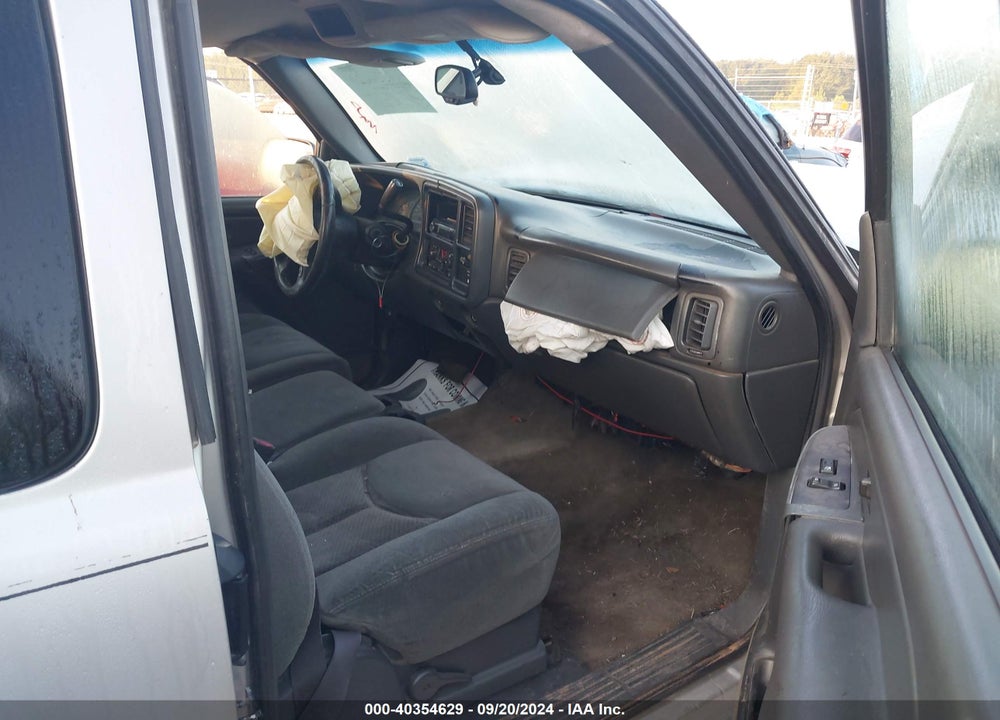 2004 CHEVROLET SILVERADO 1500 LS VIN: 2GCEK19T341177929