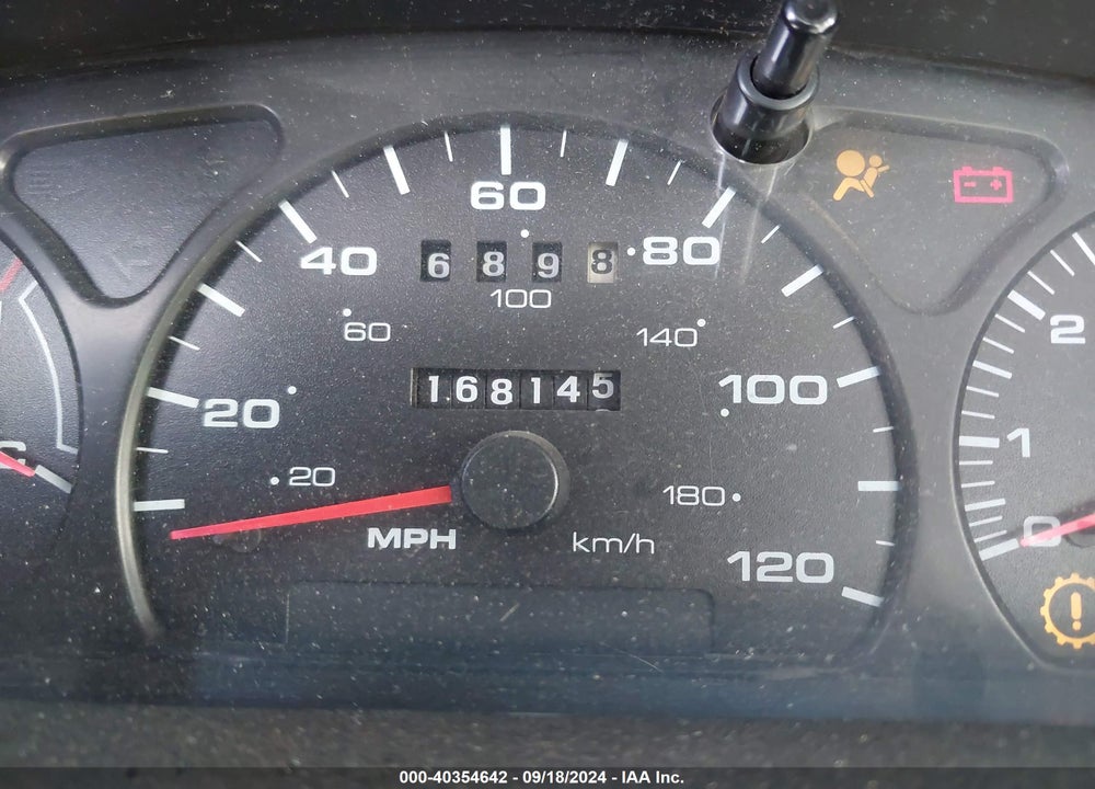 2001 FORD TAURUS SES VIN: 1FAFP55S31G130236