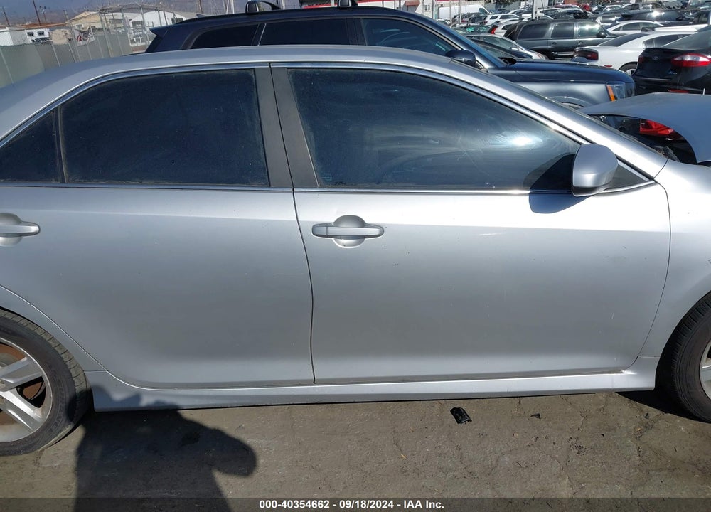 2012 TOYOTA CAMRY SE VIN: 4T1BF1FK6CU165016