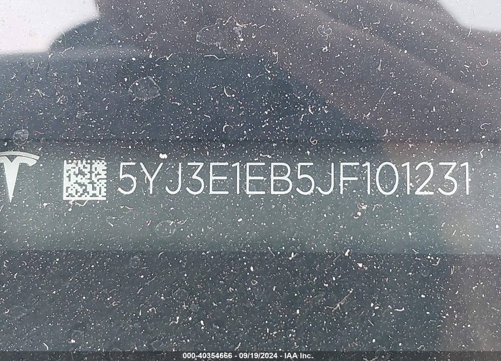 2018 TESLA MODEL 3 LONG RANGE/PERFORMANCE VIN: 5YJ3E1EB5JF101231