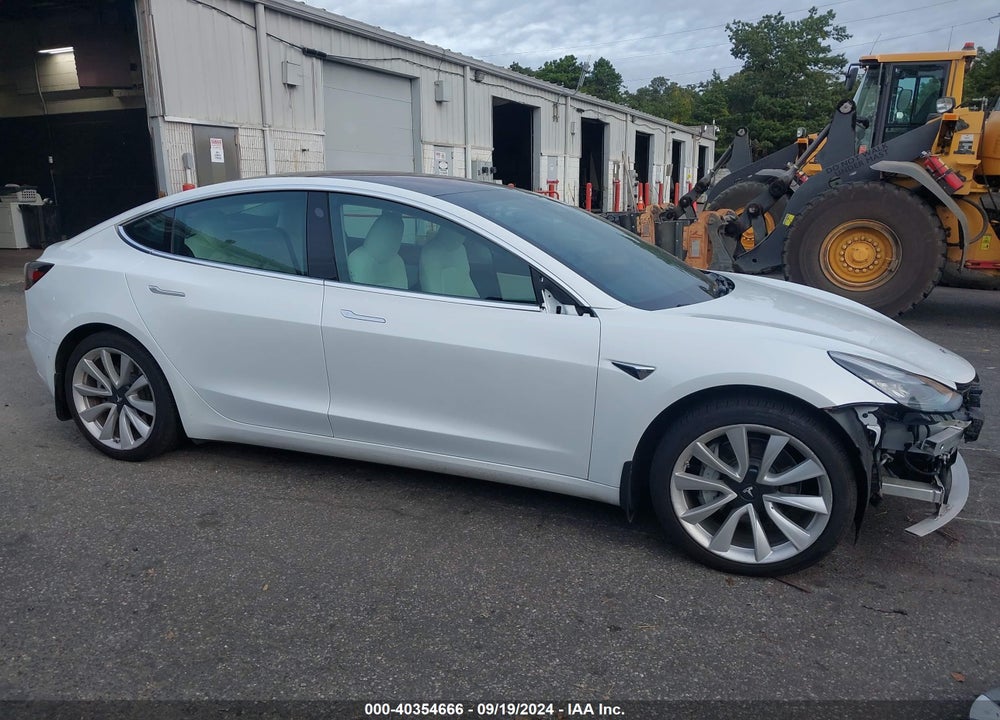 2018 TESLA MODEL 3 LONG RANGE/PERFORMANCE VIN: 5YJ3E1EB5JF101231