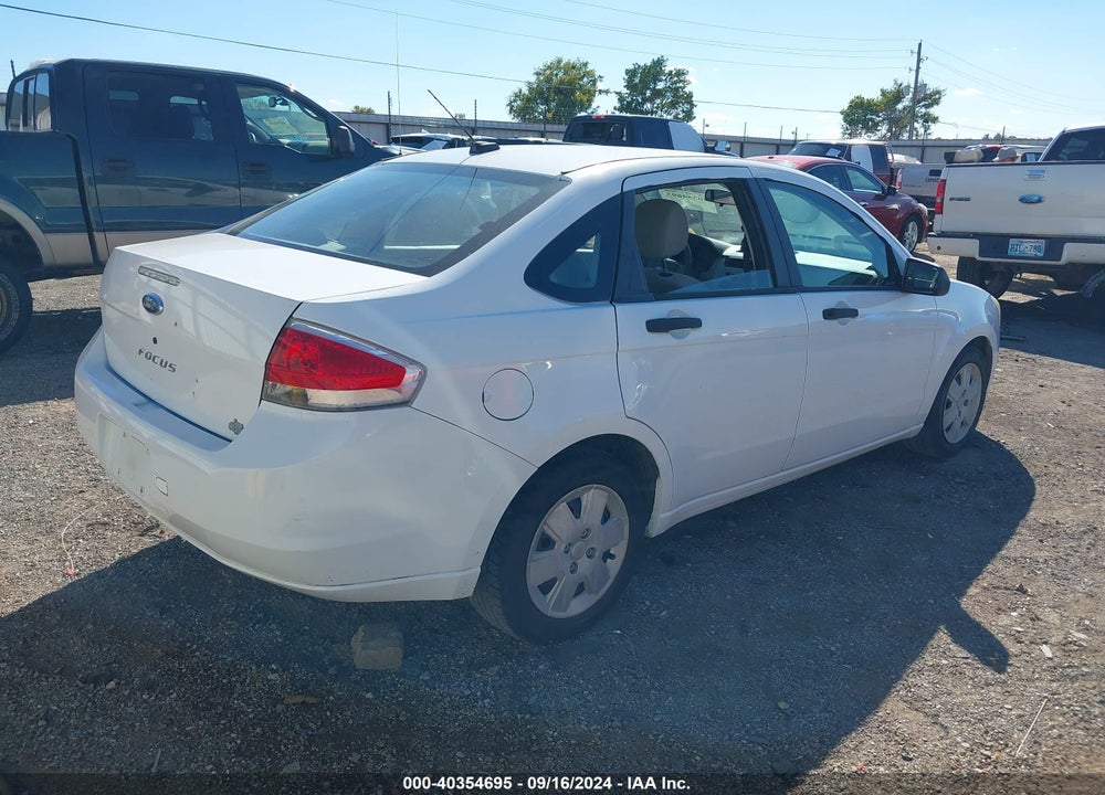 2008 FORD FOCUS S VIN: 1FAHP34N98W134025